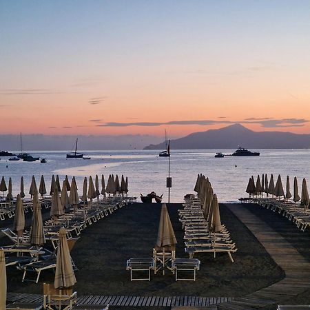 Suite Hotel Nettuno Sestri Levante Zewnętrze zdjęcie